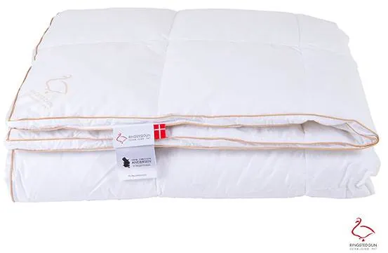 Ringsted täcke - Svinedrengen - varm - 140x220 cm